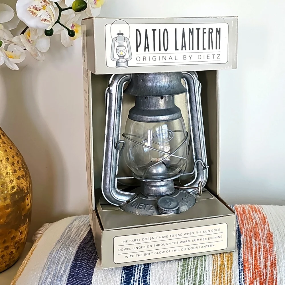 NWT Patio Lantern Dietz #78 Original Oil Burning Lantern 2002 Williams Sonoma
